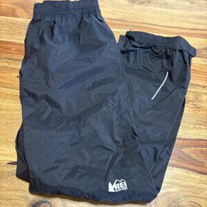 Youth REI Outdoor Rain pants - SIZE XL